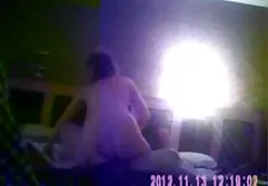 پس از ازدواج، شخص به اندازه کافی خوش شانس بود که می فیلم سوپر فیلم سوپر توانست ستاره مورد علاقه اش را سرخ کند