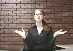 مو بور فیلم سوپر سکسی xxx کمک کرد تا پنجره ها را بشوید و در حال عبور از دو دوست دختر فاحشه