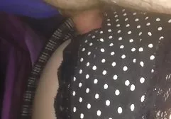 ورزشکار همسایه فیلم سوپر دانلود شده یک دانشجوی جوان را فریب داد و او را به ارگاسم جت آورد