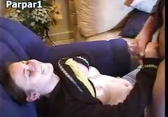 همسرش با چاقو چاق فیلم سوپر درجنگل همسرش را فریب داد