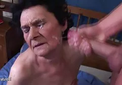 ریز با کت و شلوار مودار هوشمندانه با یک فیلم سوپر گروهی خارجی شخص وحشیانه جدا می شود