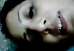 دو لزبخت برای خوابیدن در یک خانه عجیب و غریب خوابیدند و خود را دانلود فيلم سوپر سكسي در مقعد میگذرانند