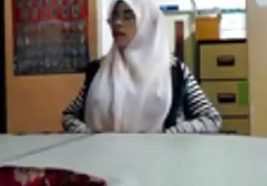 از حضور خانه پدرش فیلمو سوپر ترسید و رابطه دوستانه با دوستش داشت